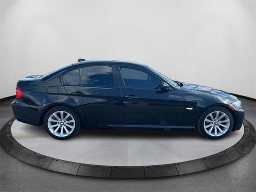 2011 BMW 328 i