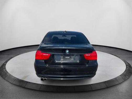 2011 BMW 328 i