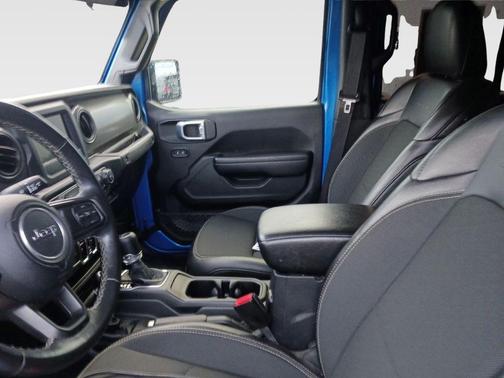 Hydro Blue Pearlcoat 2021 Jeep Gladiator Sport