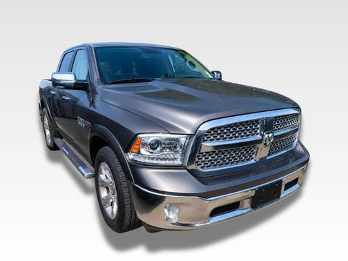 Granite Crystal Clearcoat Metallic 2017 RAM 1500 Laramie