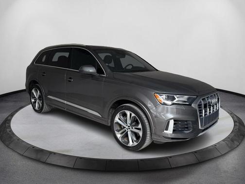 2020 Audi Q7 55 Premium Plus