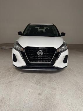 2022 Nissan Kicks S