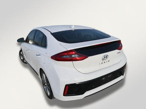 2018 Hyundai IONIQ Hybrid Limited