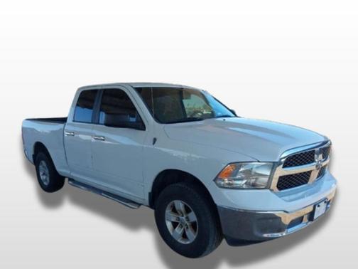 2017 RAM 1500 SLT