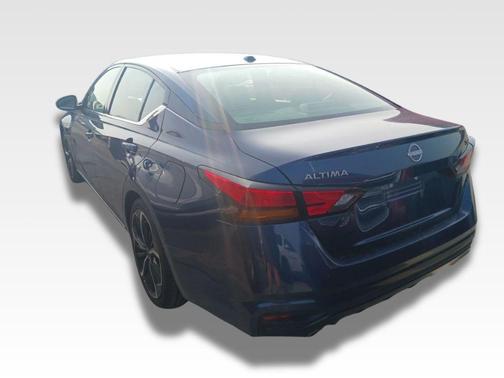 Deep Blue Pearl 2023 Nissan Altima 2.5 SR