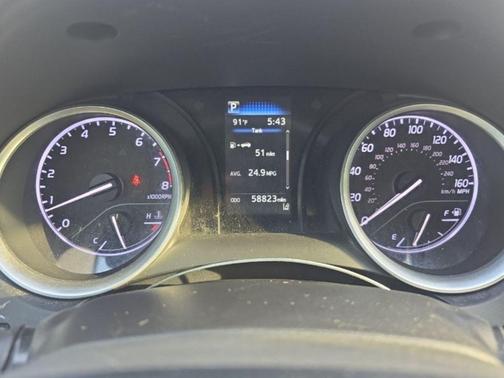 White 2022 Toyota Camry LE