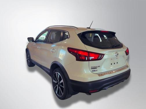 2017 Nissan Rogue Sport SL