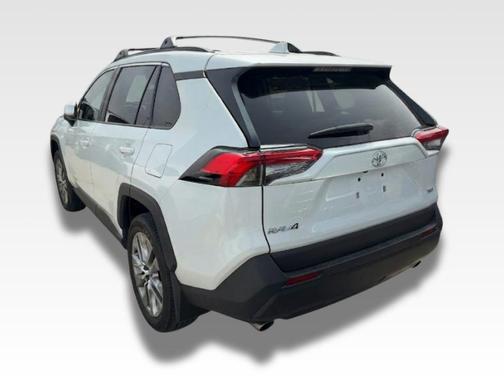 Pearl 2023 Toyota RAV4 XLE Premium