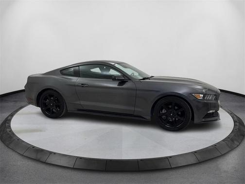 2017 Ford Mustang V6