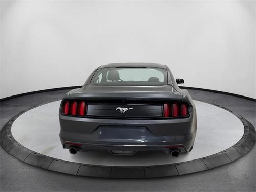 2017 Ford Mustang V6