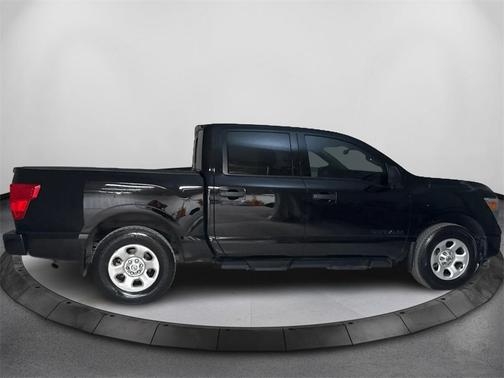2017 Nissan Titan S