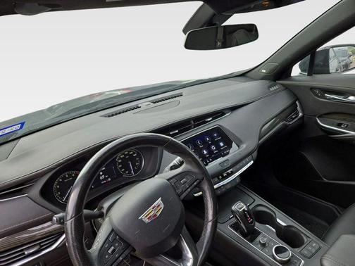 Stellar Black Metallic 2019 Cadillac XT4 Sport