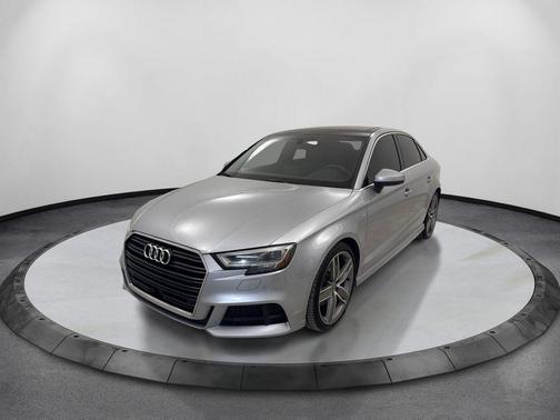 Florett Silver Metallic 2019 Audi A3 2.0T Premium
