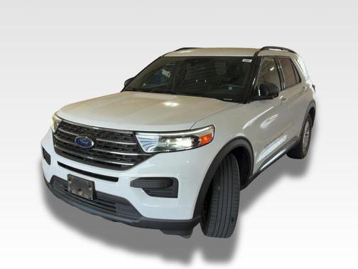 Oxford White 2020 Ford Explorer XLT