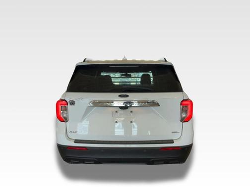 Oxford White 2020 Ford Explorer XLT