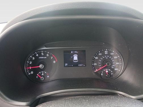 Snow White Pearl 2021 Kia Soul LX