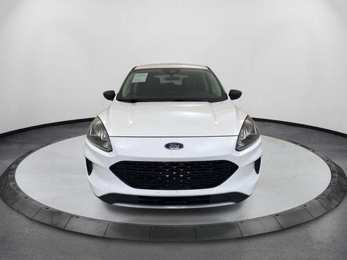 Oxford White 2022 Ford Escape SE