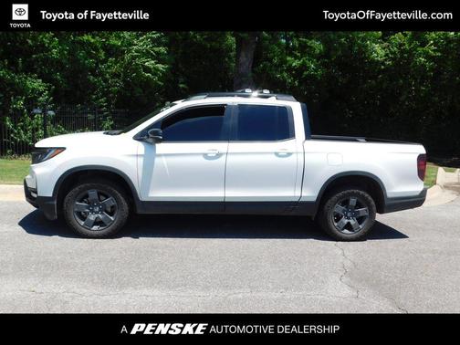Platinum White Pearl 2026 Honda Ridgeline TrailSport