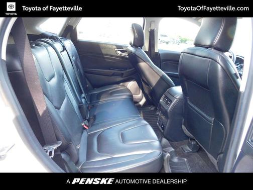 STAR WHITE 2020 Ford Edge Titanium