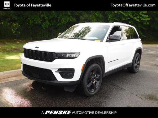 2023 Jeep Grand Cherokee Altitude