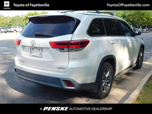 Blizzard Pearl 2019 Toyota Highlander Limited Platinum