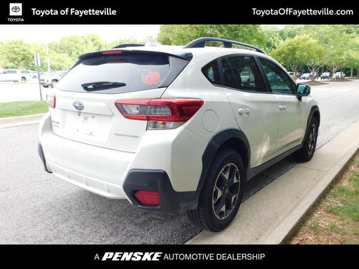 Crystal White Pearl 2020 Subaru Crosstrek Premium