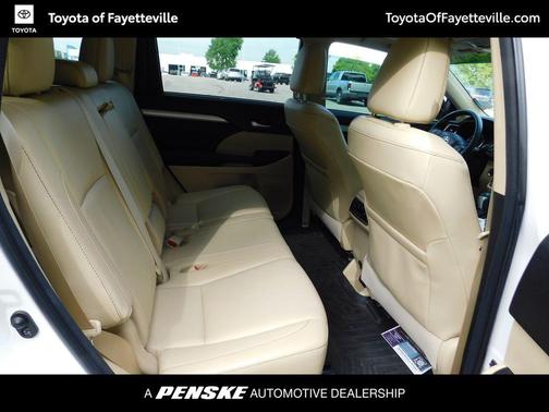 Blizzard Pearl 2016 Toyota Highlander XLE