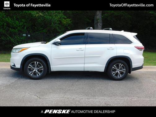 Blizzard Pearl 2016 Toyota Highlander XLE