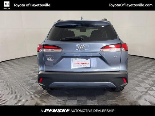 2024 Toyota Corolla Cross LE