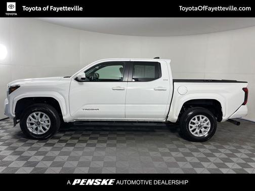 Ice Cap 2025 Toyota Tacoma SR5