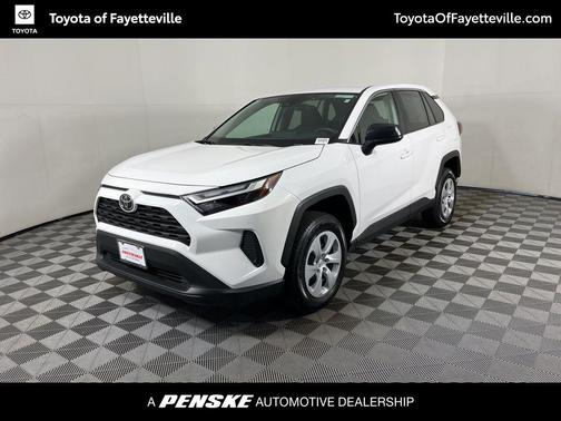 2025 Toyota RAV4 LE