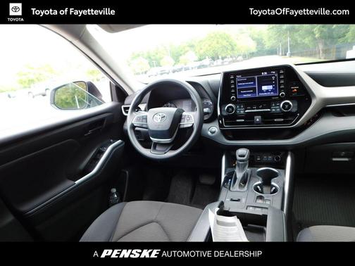 Wind Chill Pearl 2022 Toyota Highlander L