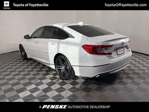 2021 Honda Accord Touring 2.0T