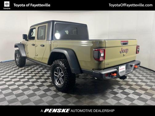 41 2025 Jeep Gladiator Mojave 4x4