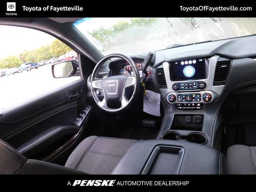 2017 GMC Yukon SLE