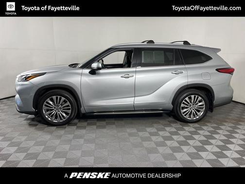 2023 Toyota Highlander Platinum