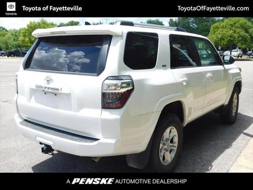 2024 Toyota 4Runner SR5