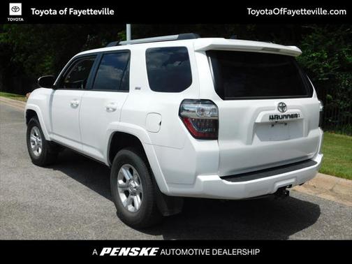 2024 Toyota 4Runner SR5