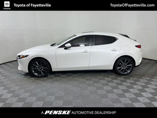 2023 Mazda Mazda3 FWD w/Preferred Package