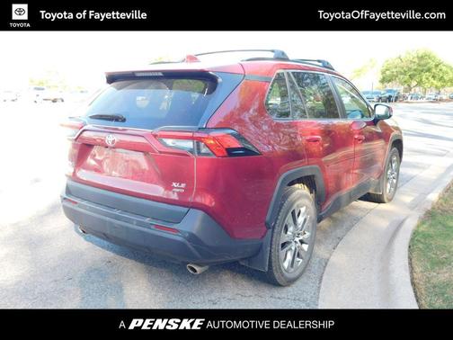 2021 Toyota RAV4 XLE Premium