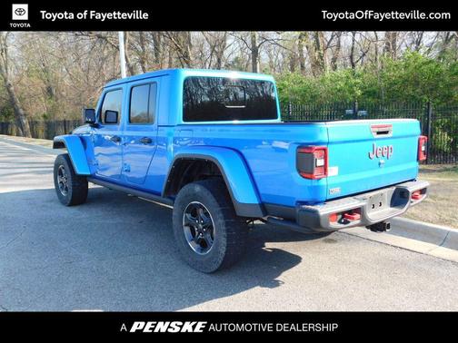 Hydro Blue Pearlcoat 2023 Jeep Gladiator Rubicon