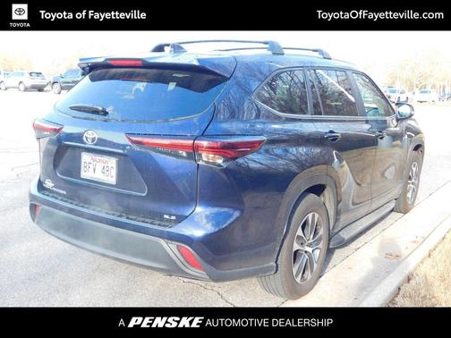 2025 Toyota Highlander XLE