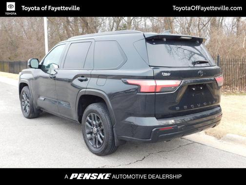 2024 Toyota Sequoia Platinum