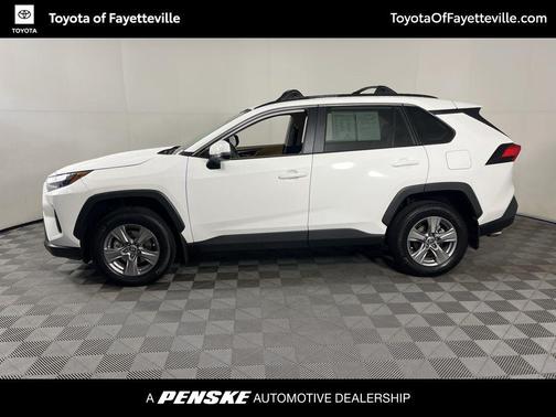 2023 Toyota RAV4 XLE