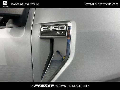 ICONIC SILVER 2021 Ford F-150 XLT