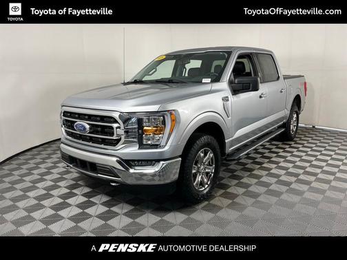 ICONIC SILVER 2021 Ford F-150 XLT