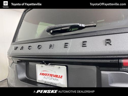 2023 Jeep Wagoneer Series II Carbide 4x4