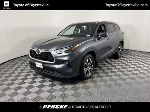 2024 Toyota Highlander XLE