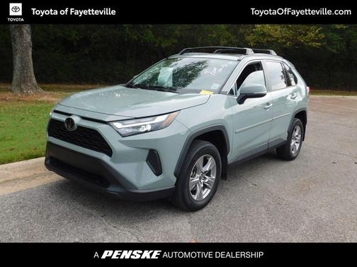 2022 Toyota RAV4 XLE