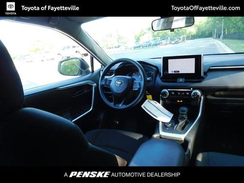 Ice Cap 2025 Toyota RAV4 Hybrid SE